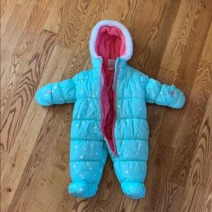Carter’s 3-6 month girls snowsuit